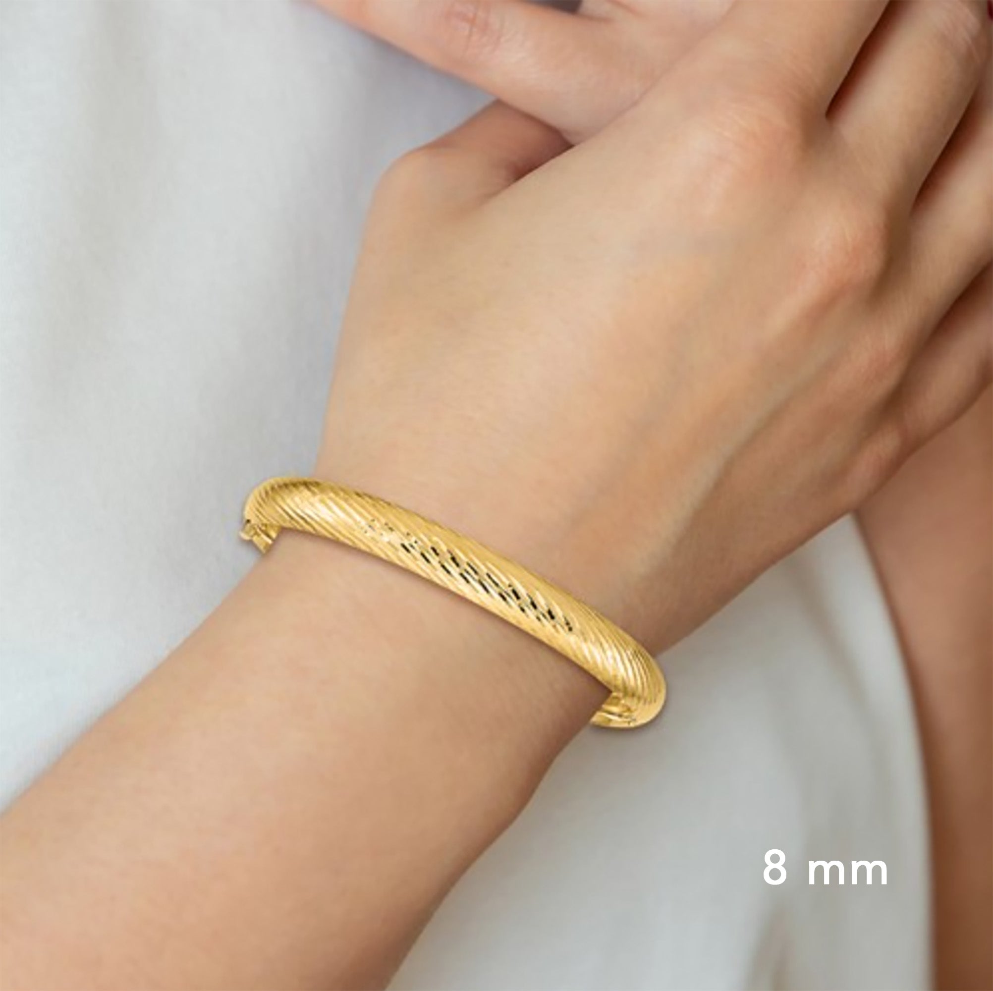 22k Plain Gold Bracelet JGS-2209-07452 – Jewelegance